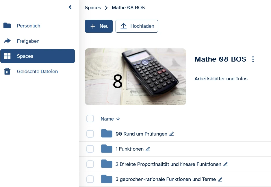 Screenshot aus ByCS-Drive, der die Hauptseite eines Spaces im Browser zeigt. Der Space wurde mit einem zum Unterrichtsfach passenden Bild (pixabay-Lizenz) und einer kurzen Beschreibung versehen.
