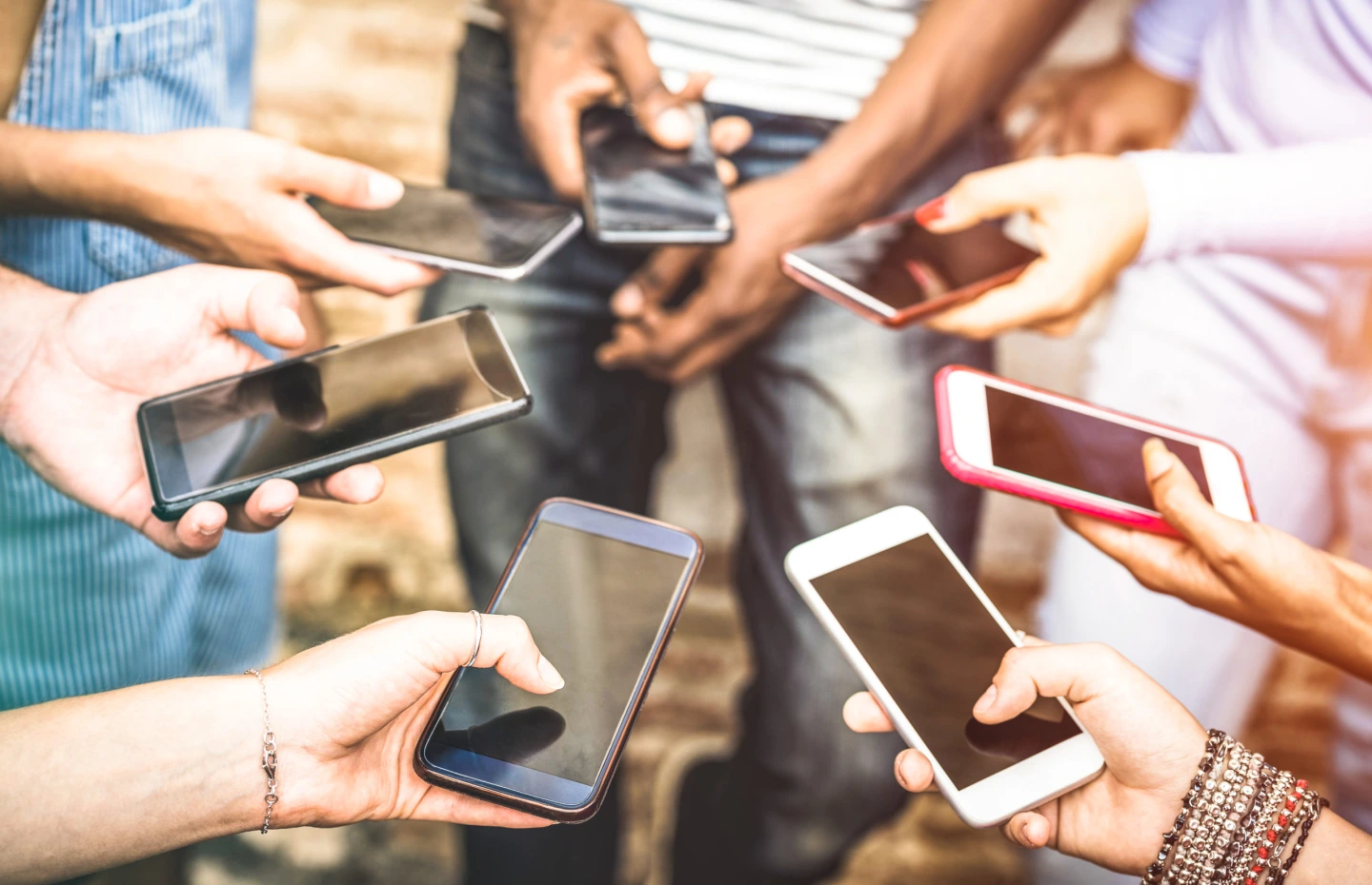 Kreis aus Smartphones
